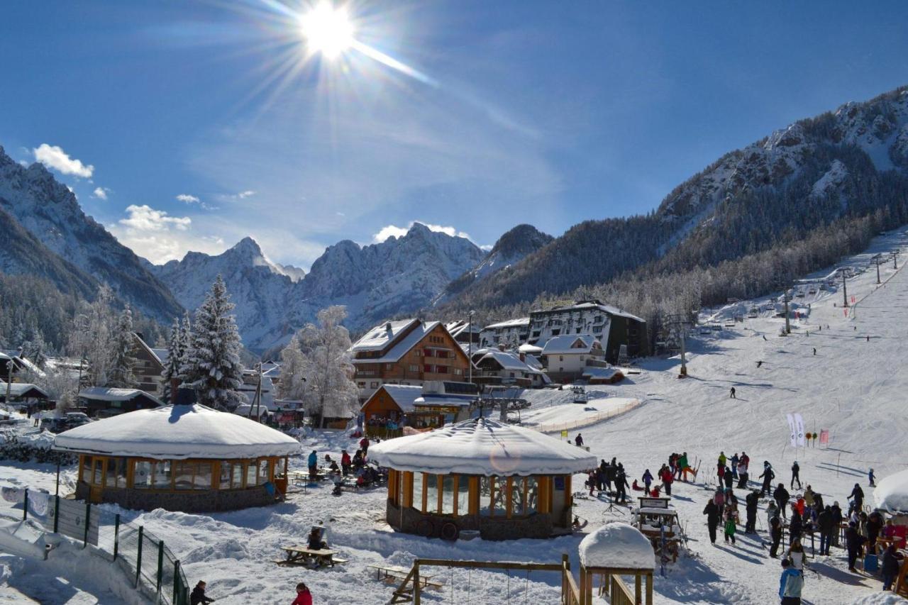 דירות קרנייסקה גורה Sport & Sunny Cosy Alpine Retreat מראה חיצוני תמונה